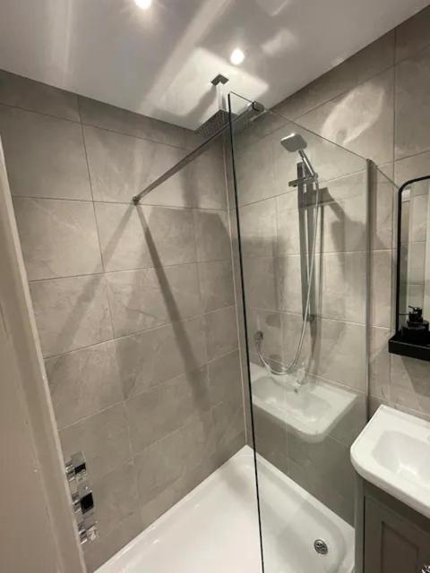 Superb 2 Bedroom Sea View Flat * Scarborough